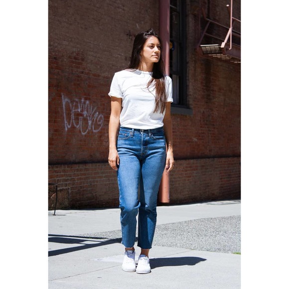 Levi’s Wedgie Fit Jeans in Authentic Favorite - Size 30 - Picture 1 of 3